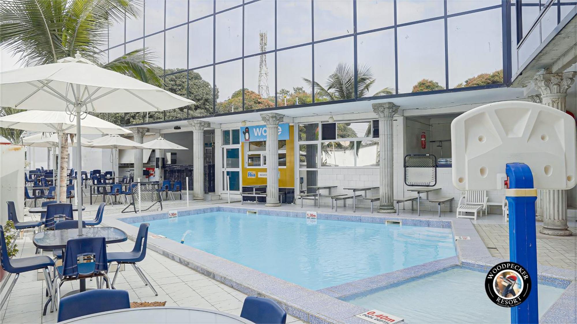 Woodpecker Resort Hotel バンジュール エクステリア 写真
